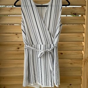 🏷️ Sugar+Lips Striped Romper Medium